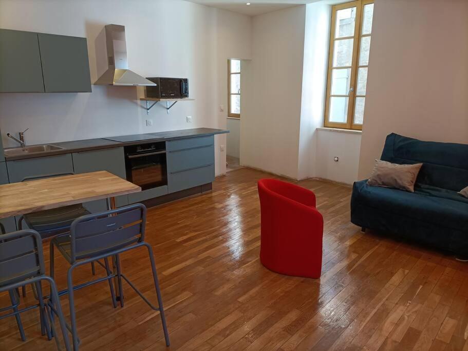 1er Etage * Largentière